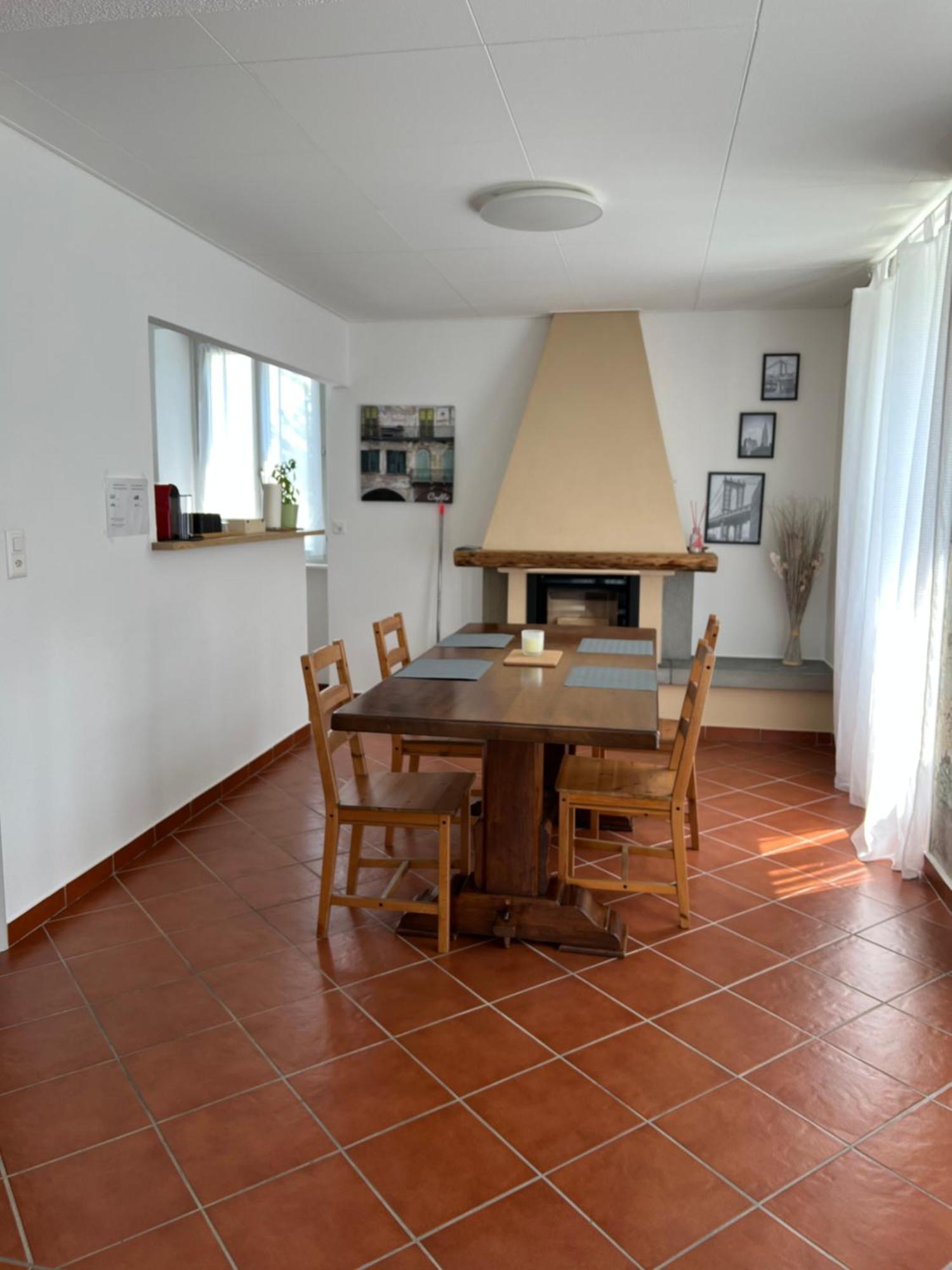 Casa Romana Gambarogno Exteriör bild